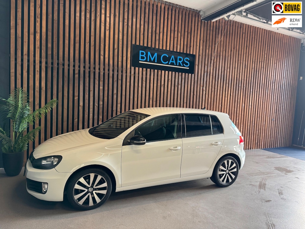 Volkswagen Golf 1.4 TSI Trendline Airco,Pdc, Navi
