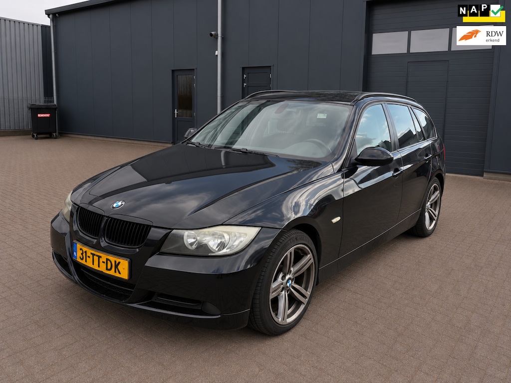 BMW 3-Serie Touring 318i business edition - eerst Tekst lezen a.u.b.