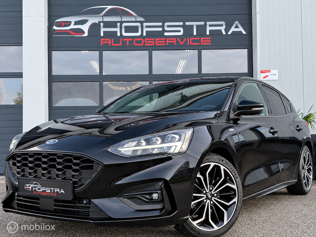 Ford Focus 1.0 EcoBoost Hybrid ST Line Camera Winterpack 18-inch