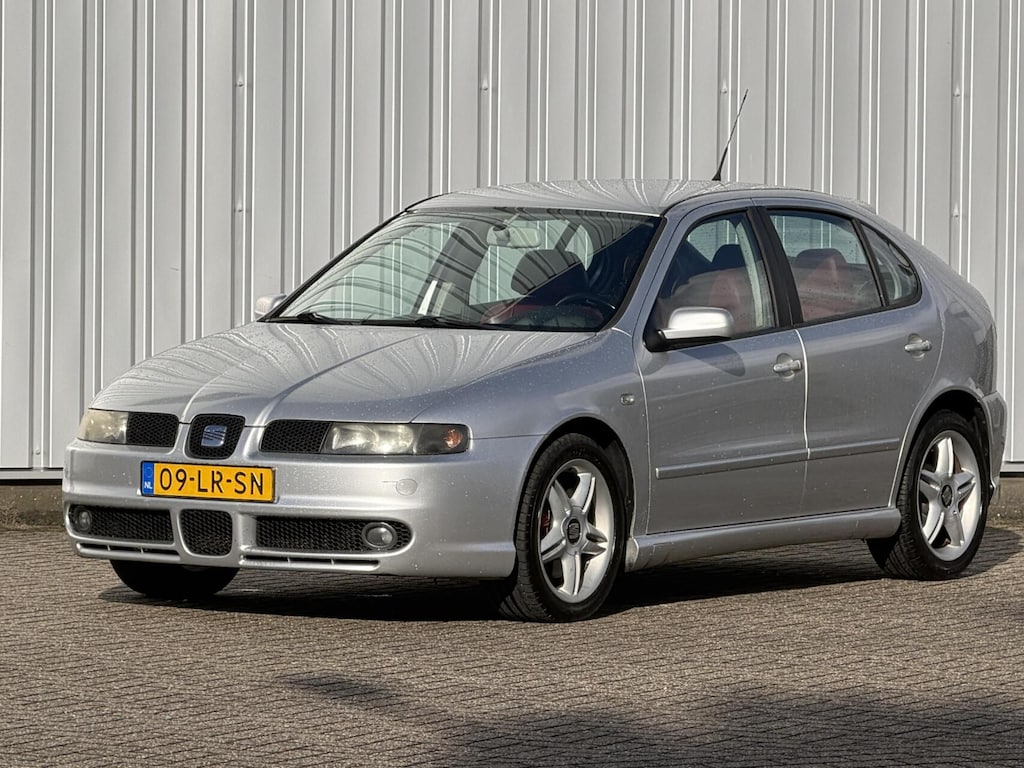 SEAT Leon 1.8-20VT Topsport airco inruil mogelijk