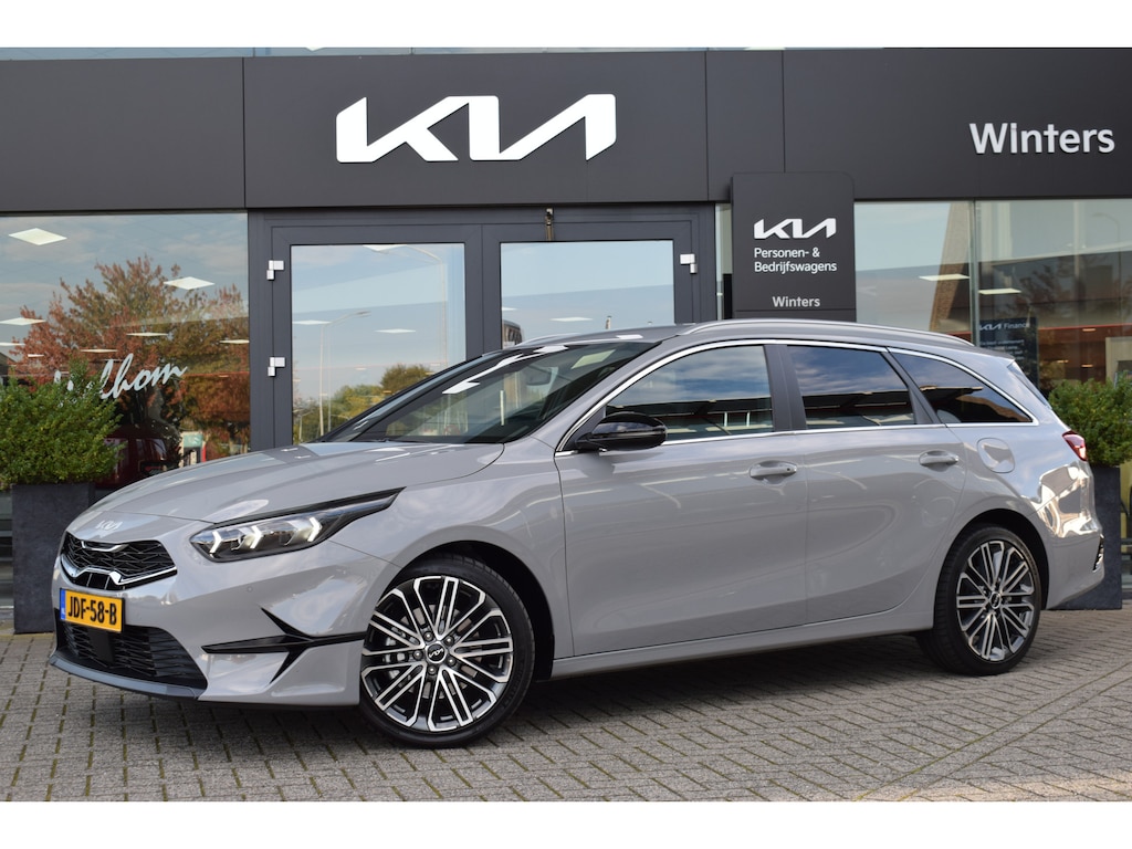 Kia Ceed Sportswagon 1.0 T-GDi MHEV Design Edition | Apple Carplay & Android Auto | Adaptive Cruise | Elektrische Achterklep | Navigatie | 18" GT velgen Tot 10j. Kia garantie |