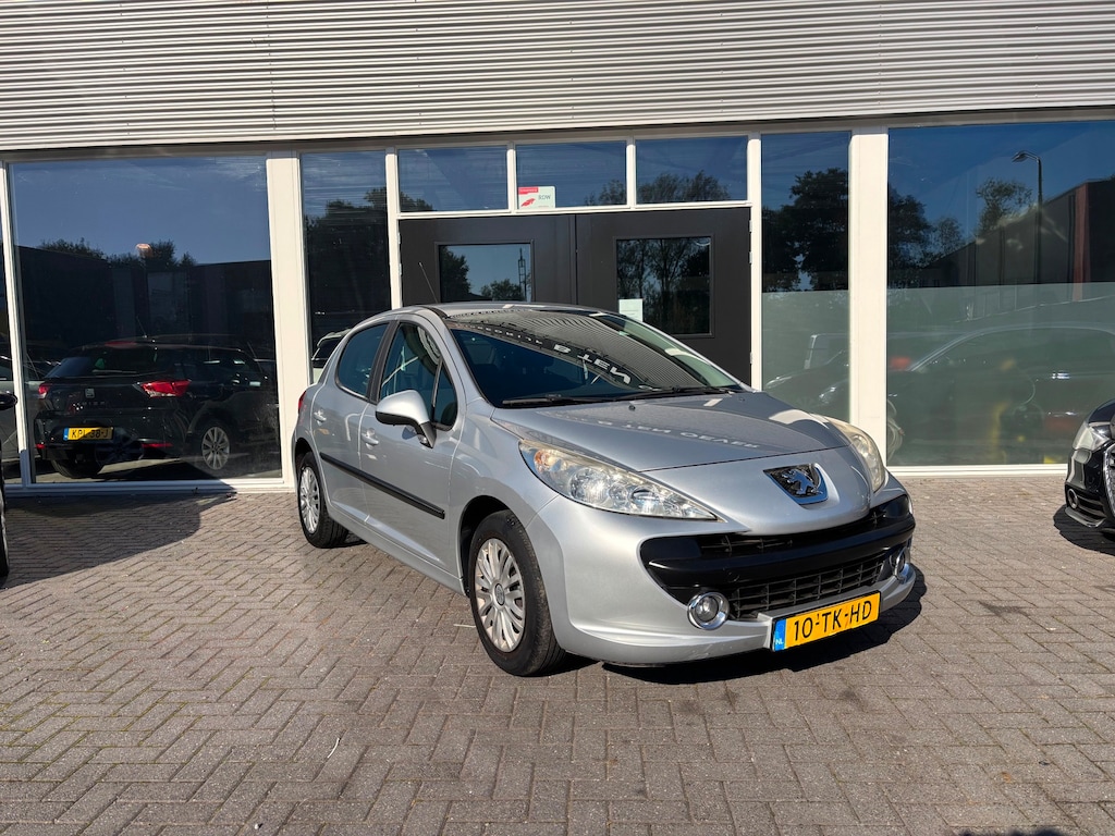 Peugeot 207 1.4-16V XS / Airco