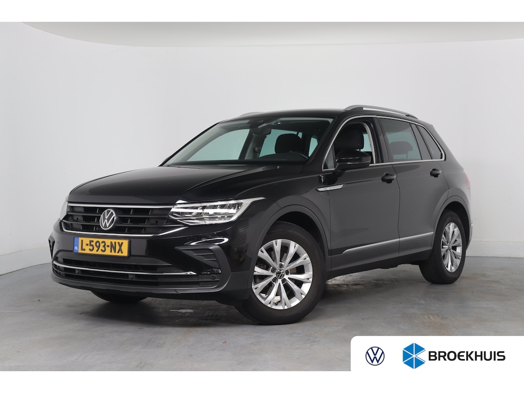 Volkswagen Tiguan 1.5 TSI Life | Dealer Onderhouden! | Trekhaak | Stoel/Stuurverwarming | LED | Clima | Camera | Cruise Adaptive | Navi |