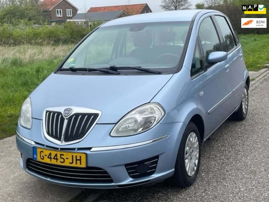 Lancia Musa 1.4-16V Platino Plus Meeneemprijs! ECC Audio/CD Electric pakket ABS Getint glas Colorpakket