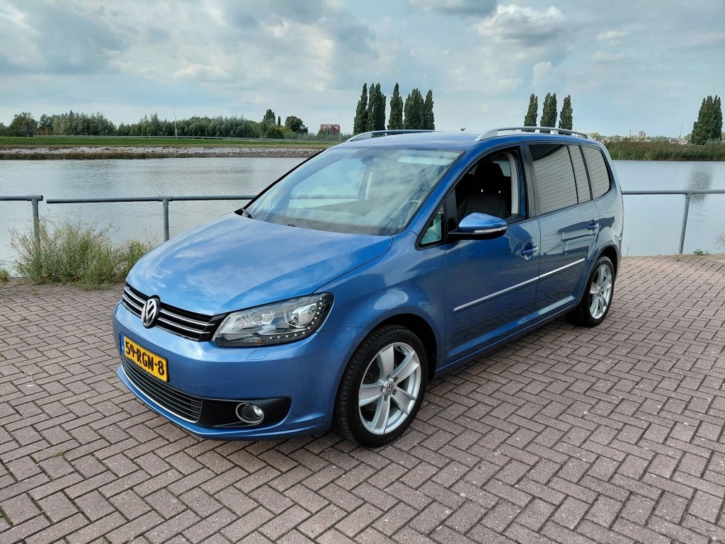 Volkswagen Touran 1.2 TSI HIGHL. BLUEM
