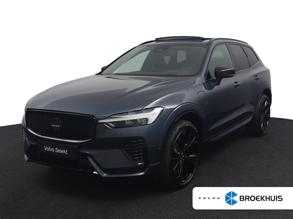Volvo XC60 T6 AWD Ultra Black Edition | SoH 100% | Luchtvering | Trekhaak | Snel Beschikbaar | Harman/Kardon |