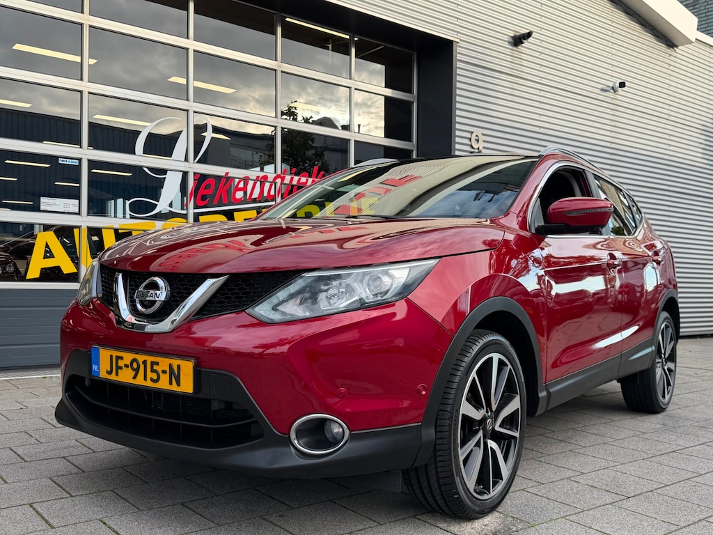 Nissan Qashqai 1.2 Tekna + - Panorama dak I Navigatie I Airco I Leer I Sport pakket + Velgen 19 inch I Dealer onderhouden