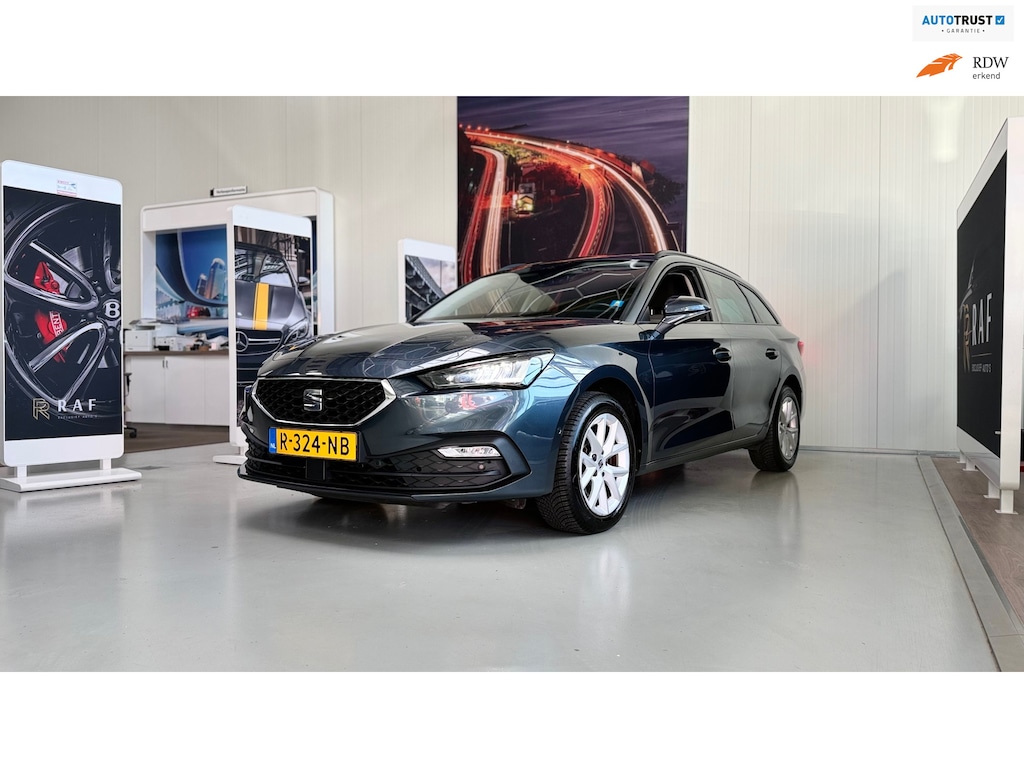 SEAT Leon Sportstourer 1.0 TSI Style Business Intense, Trekhaak,Careplay,