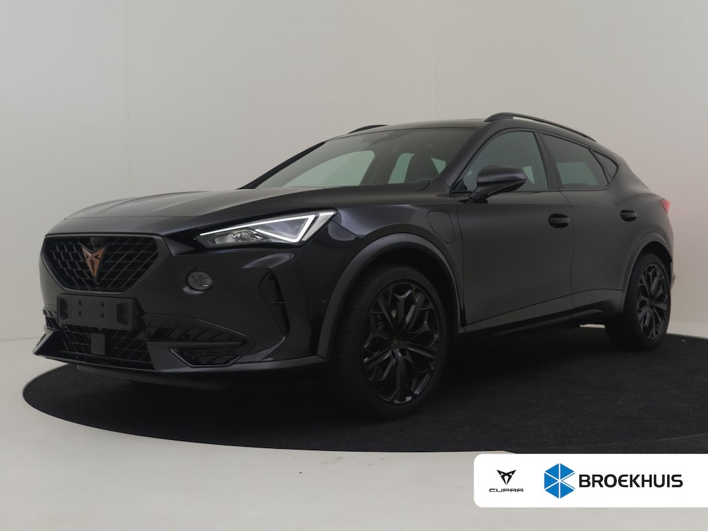 CUPRA Formentor 1.4 e-Hybrid VZ Tribe Edition l PanoDak l BEATS Audio l Elektr. Stoel inc Memory l Area View l 19" Exclusive l Side Assist l