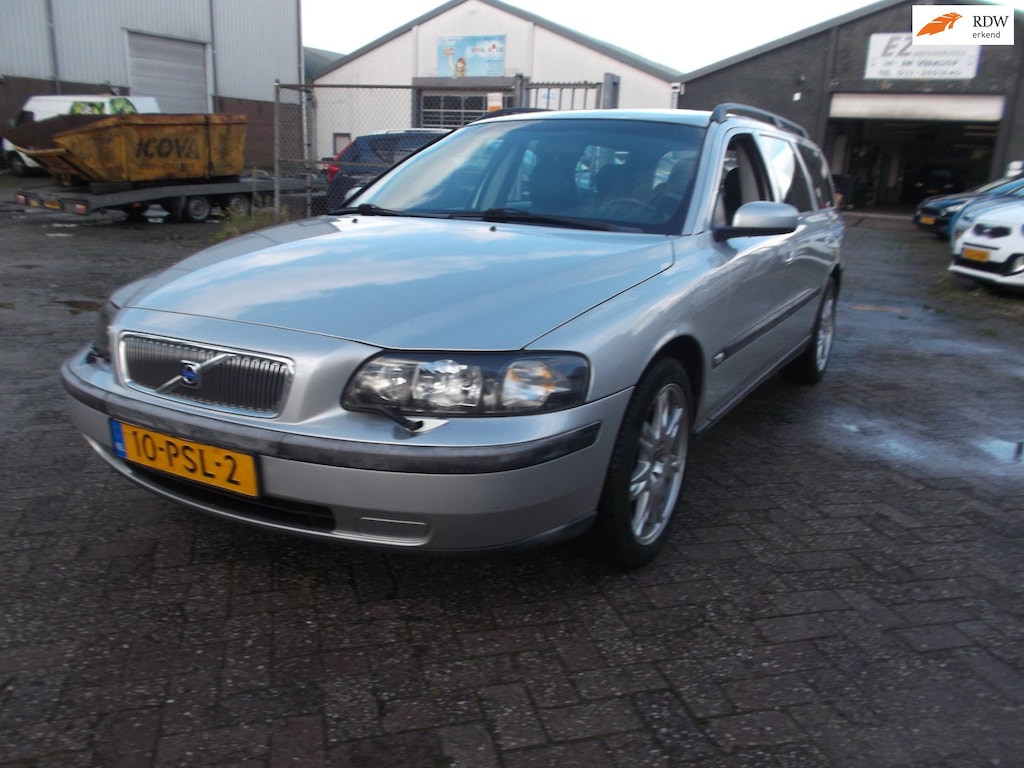 Volvo V70 2.4 Black Sapphire Edition II
