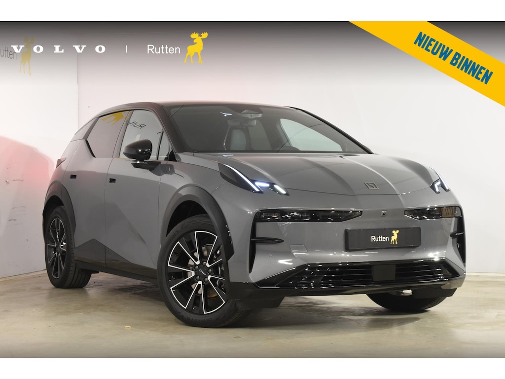 Zeekr X RWD Long Range 69 kWh / Stoelverwarming / 360 graden camera / Panorama dak / Dode hoek sensoren / Elektrisch bedienbare bestuuurdersstoel / Apple Carplay-Android auto