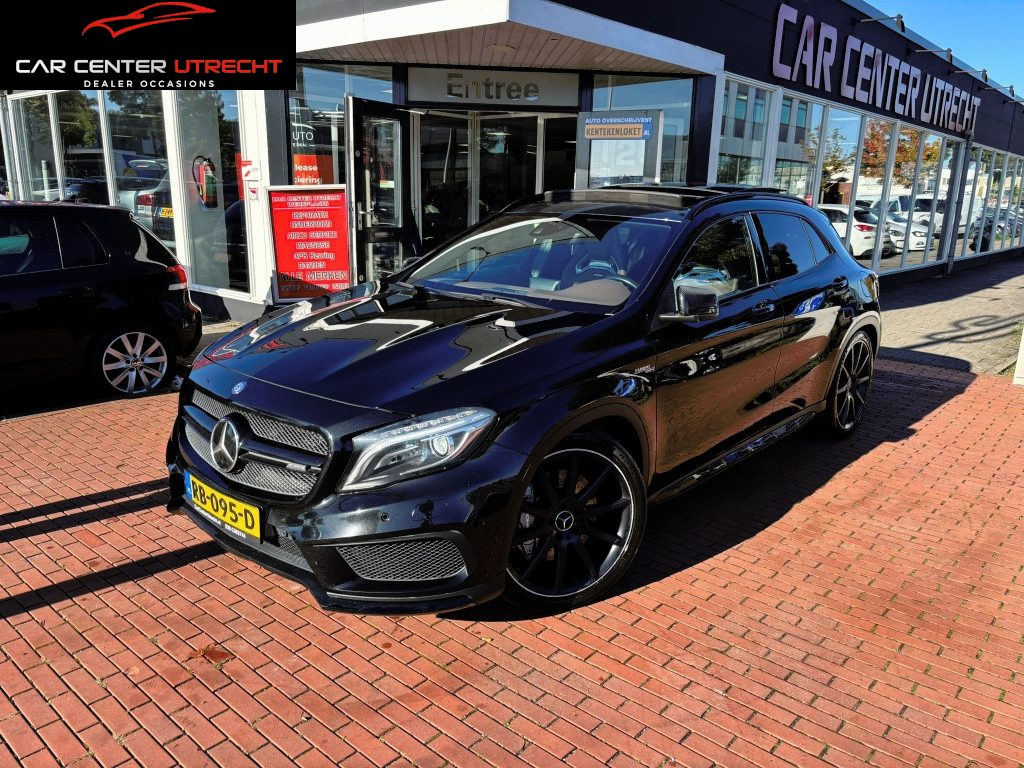 Mercedes-Benz GLA Mercedes-amg AMG 45 4M Edition 1 camara pano navi airco