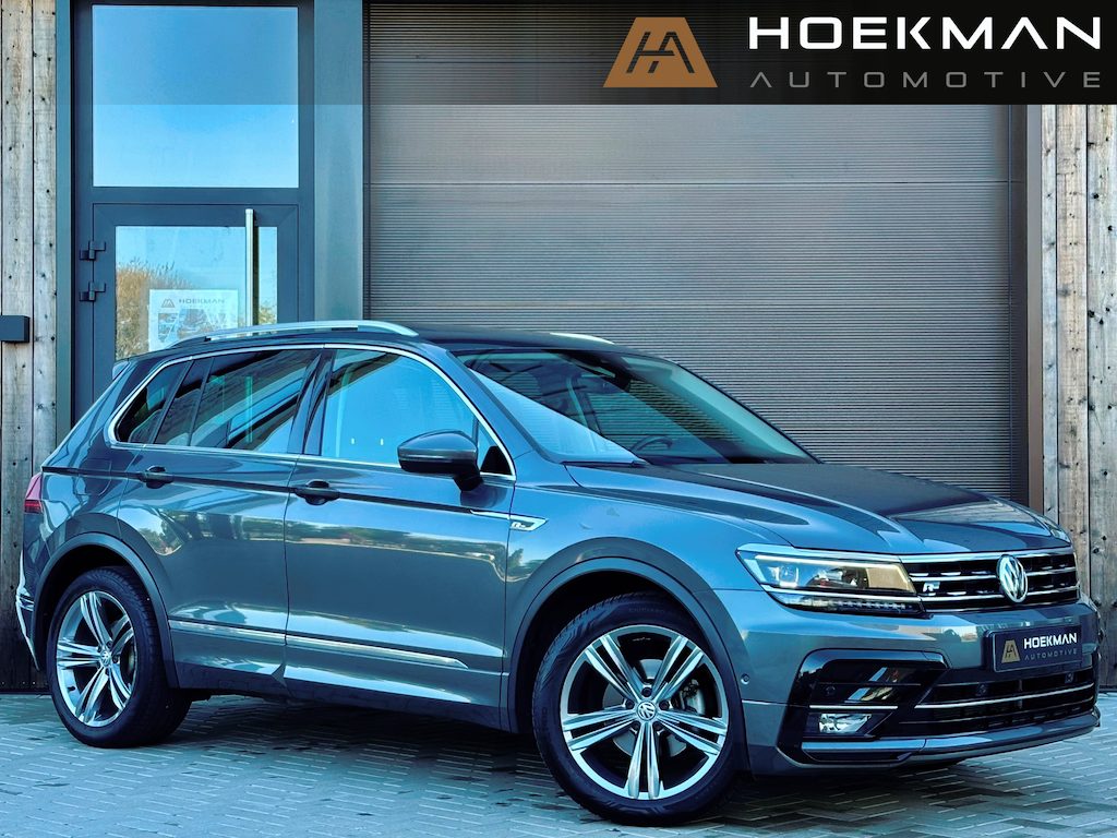 Volkswagen Tiguan 1.5 TSI DSG ACT R-Line | Panoramadak, Trekhaak, Keyless, ACC, ErgoComfort, Camera, LED, Stoelverw., CarPlay, 19"