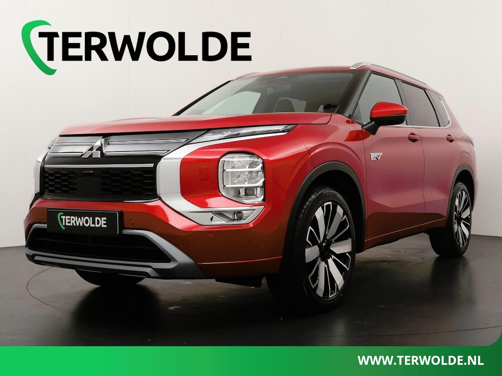 Mitsubishi Outlander 2.4 PHEV Instyle 8 Jaar Garantie! | Achterbank verwarmd | Adaptieve cruise control | Dodehoekdetectie | Panoramadak |