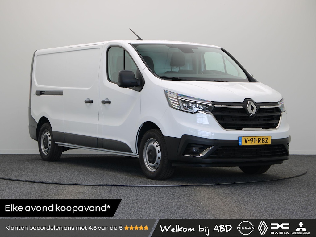 Renault Trafic 2.0 dCi 110pk T30 L2H1 Comfort | Parkeersensoren | Laadruimtebetimmering | Vierseizoensbanden | Navigatie |