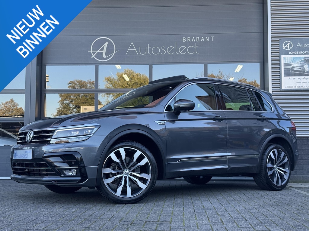 Volkswagen Tiguan 2.0 TSI 4Motion Highline Business R Pano | Carplay | Dealer OH