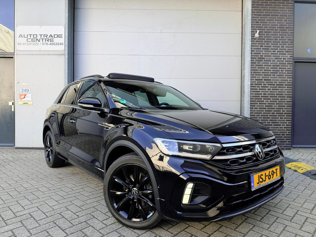 Volkswagen T-Roc 1.5 TSI R-Line Business+ [Pano | StoelVW | Achteruitrijcamera | Dealer OH]