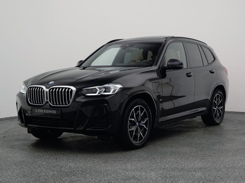 BMW X3 xDrive30e High Executive M-Sport | CAMERA | PANO | LEDER | KEYLESS