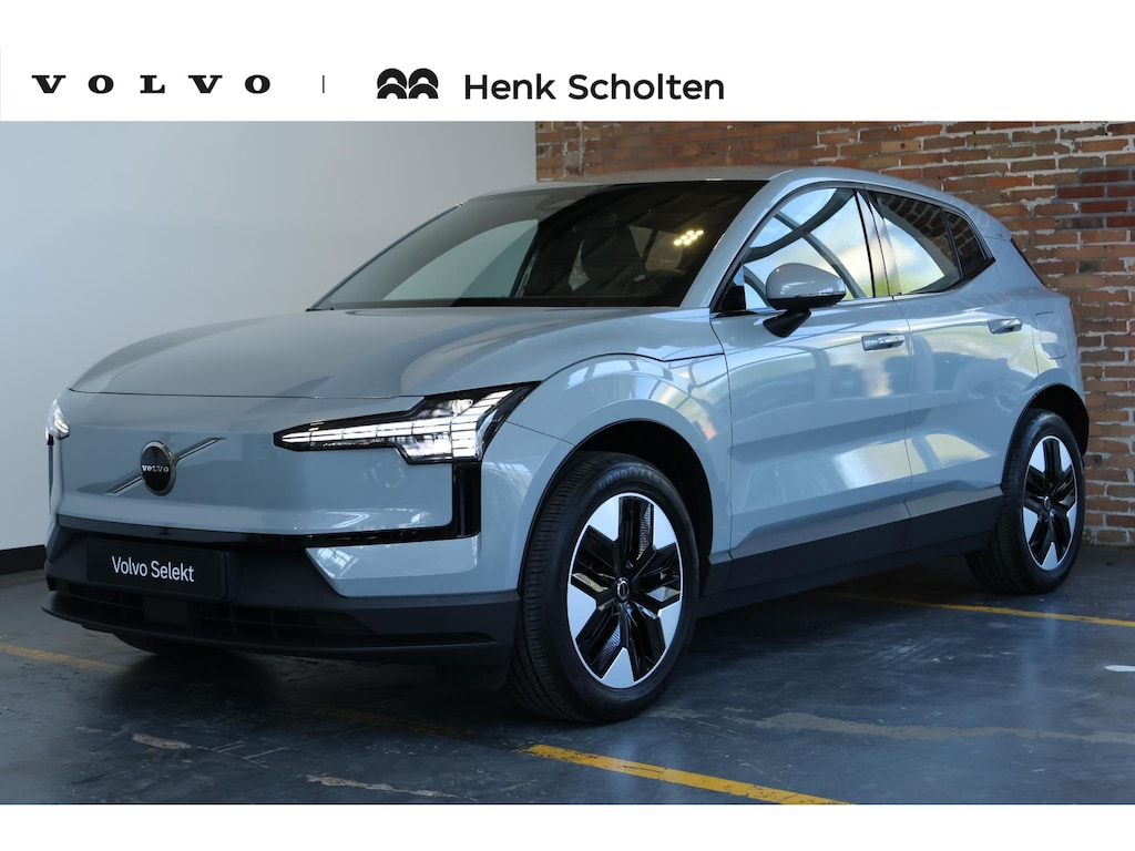 Volvo EX30 Single Motor Core 51 kWh | 98% SOH | Privacy Glass | Stoelverwarming | Stuurwielverwarming | Google Infotainment | Parkeersensoren | Parkeercamera | Adaptive Cruise Control | Rijstrooksensor met correctie |