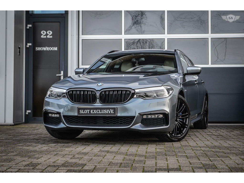 BMW 5-Serie Touring 530i|HIGH EXECUTIVE|LEDER|M-PAKKET|TREKHAAK|