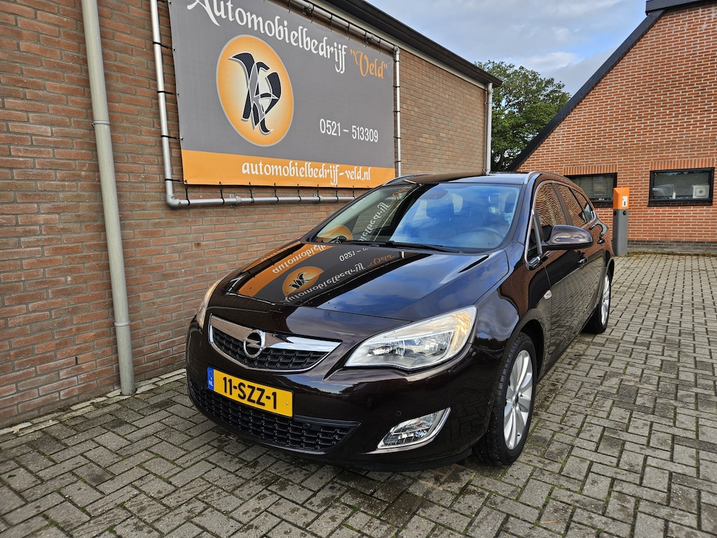 Opel Astra Sports Tourer 1.4 Turbo Cosmo