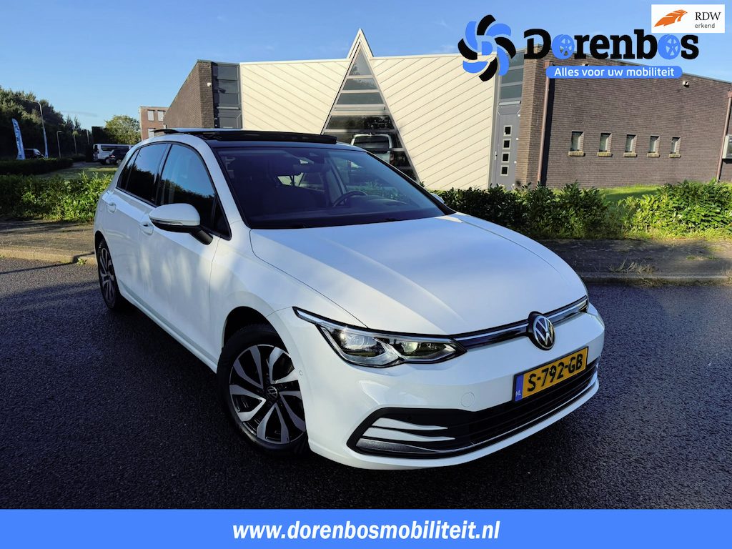 Volkswagen Golf 2.0 TDI Active Business | Automaat | Panorama dak | Digitaal Cockpit | Camera | IQ Light