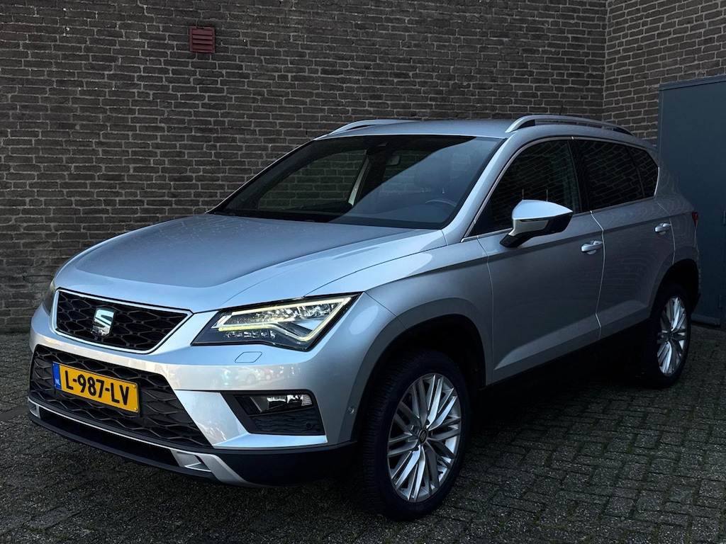 SEAT Ateca 1.4 EcoTSI Xcellence Automaat Carplay Trekhaak Keyless Led