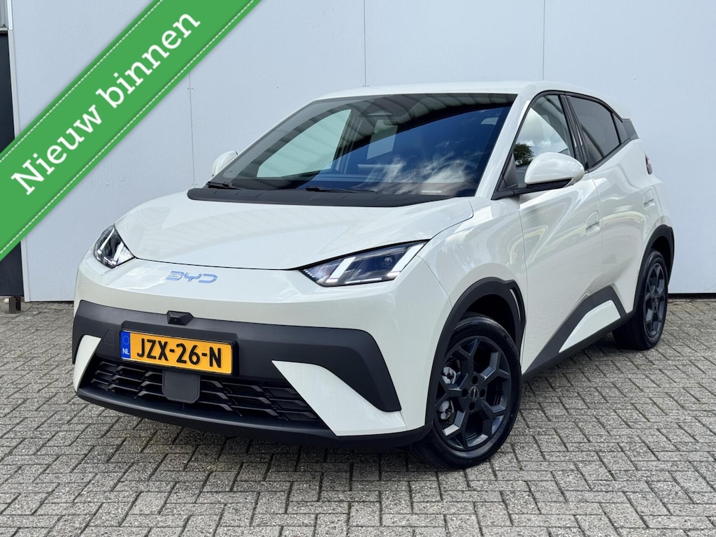 BYD Dolphin Surf Comfort 43 kWh - Luxe uitvoering met maar 5000km