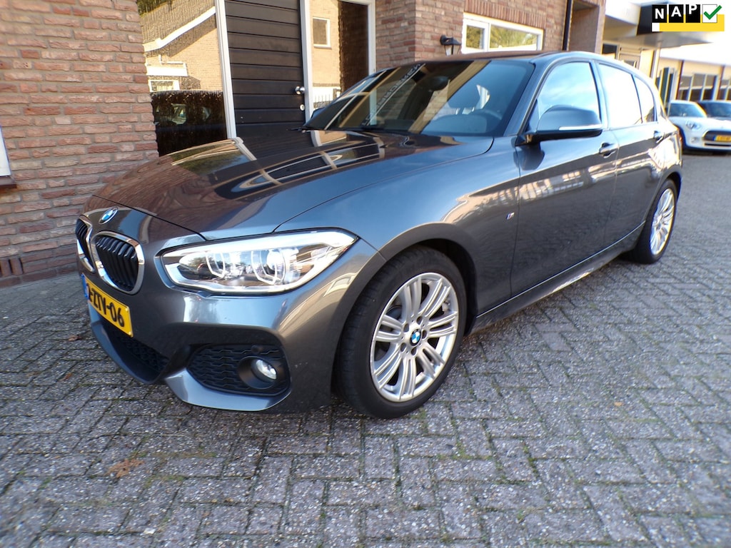 BMW 1-Serie 118i Automaat / Navi / Clima / M Pakket