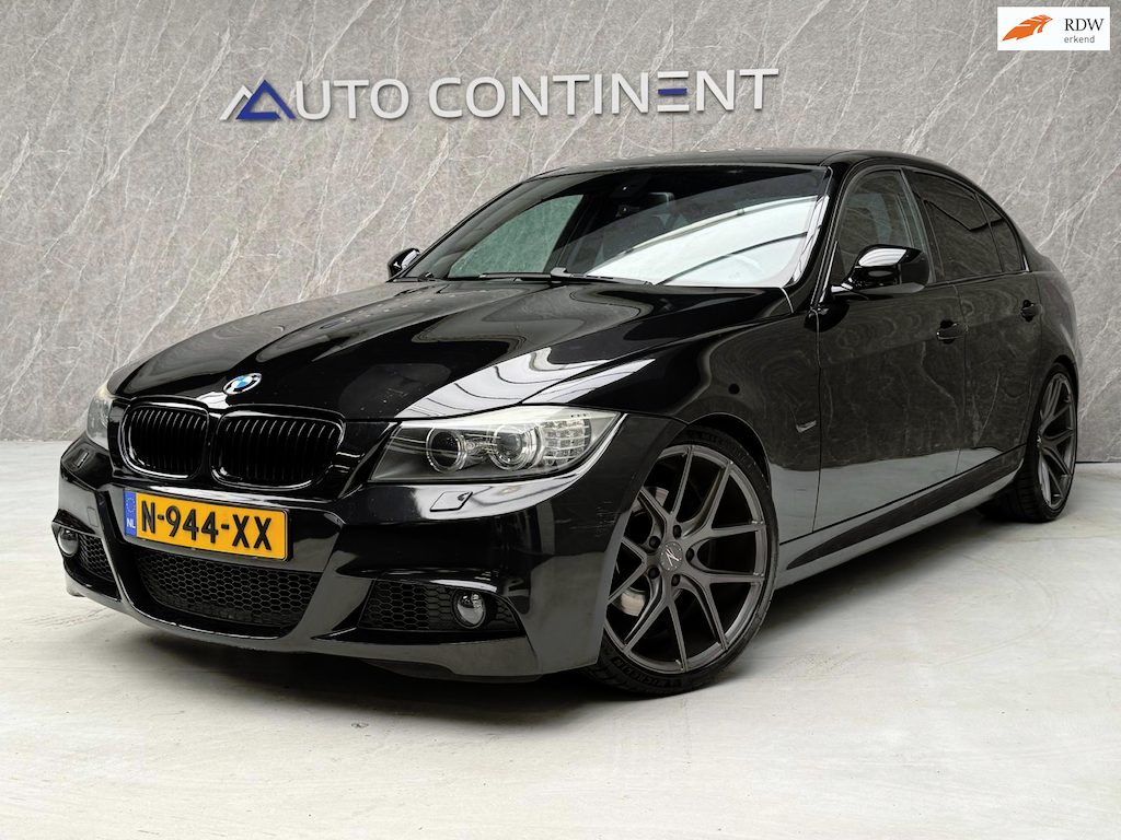 BMW 3-Serie 325i M-Pakket 218 PK APK / Onderhouden