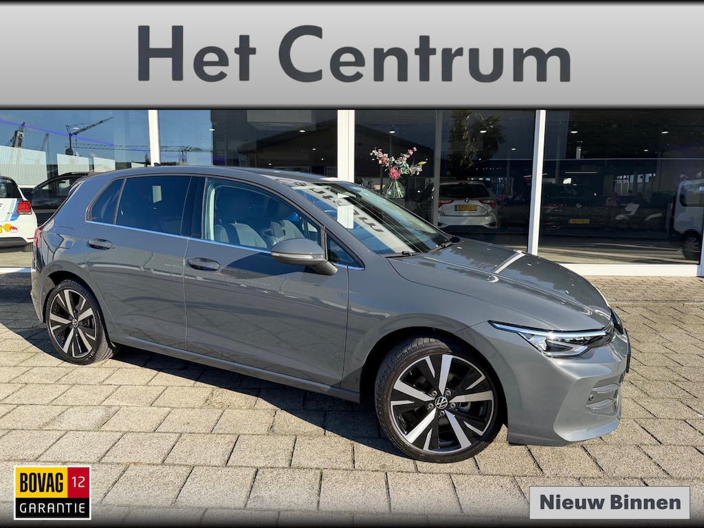 Volkswagen Golf 1.5 eTSI Life Edition HUD - Elec verst. stoel - Navi- Carplay - Stuurverwarming