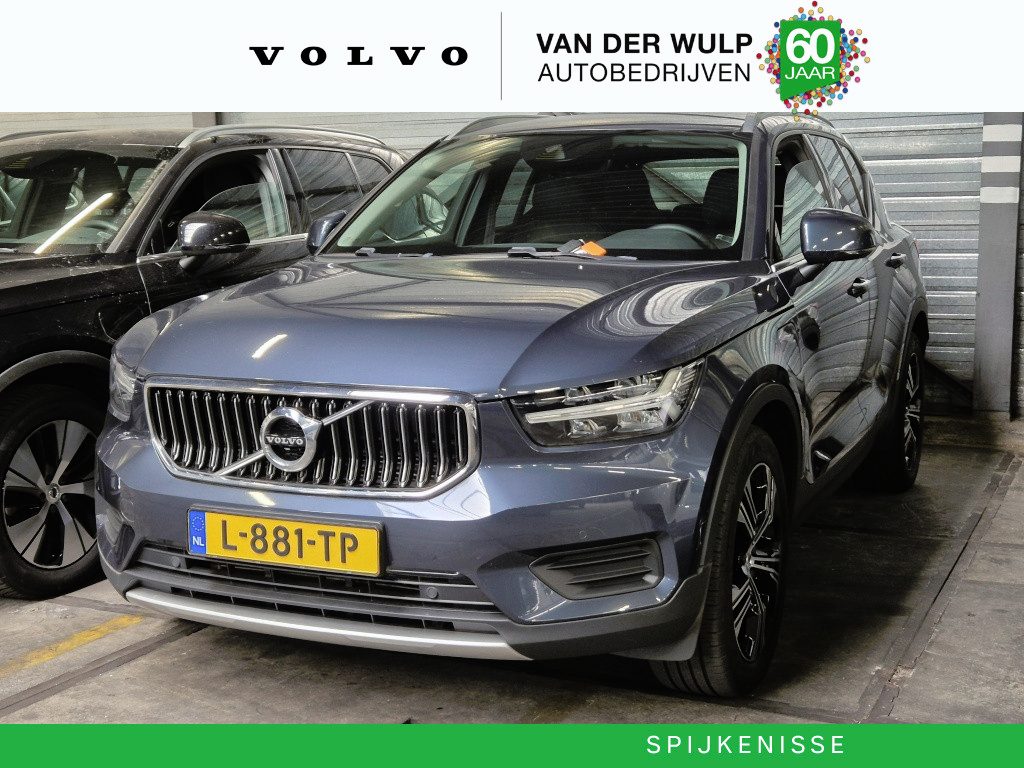 Volvo XC40 T4 211pk [Plug-In] Inscription | Trekhaak | Leder | BLIS | Adaptieve Cruise |
