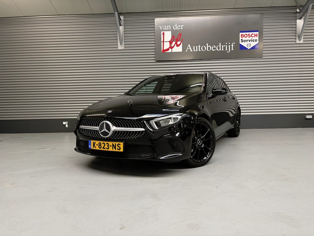 Mercedes-Benz A-klasse 200 BUS SOLUTION /19 INCH/PDC/CAM/CARPLAY/ENZ