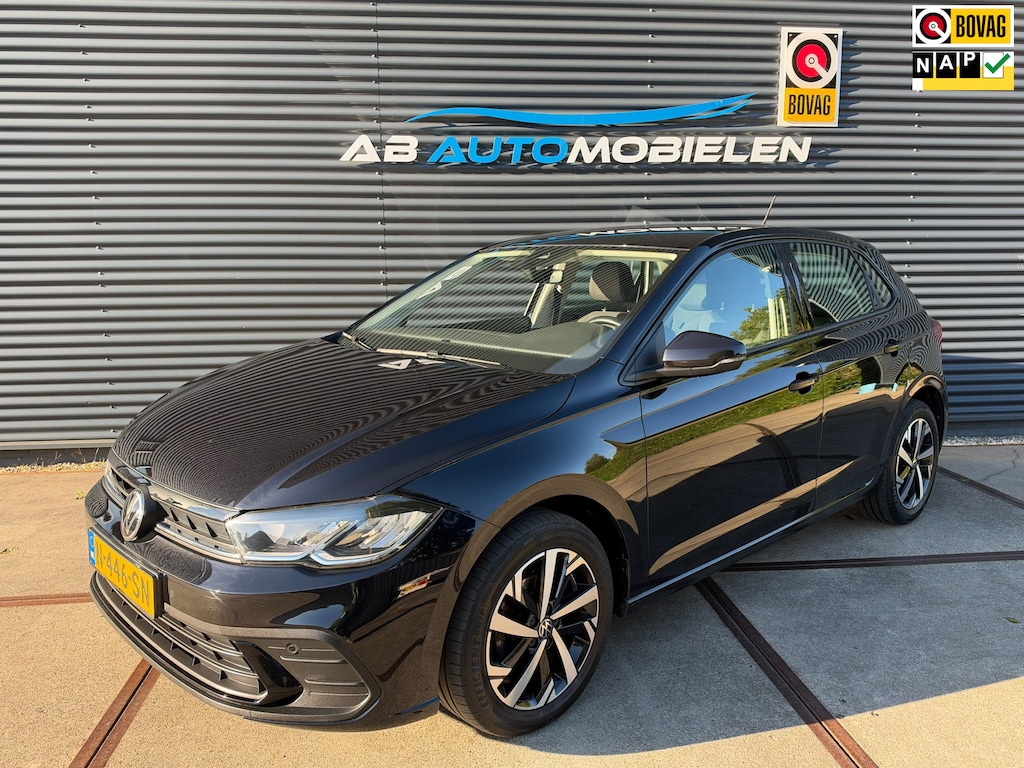 Volkswagen Polo 1.0 TSI Life Business DIGITAL DASH/ CARPLAY /PDC