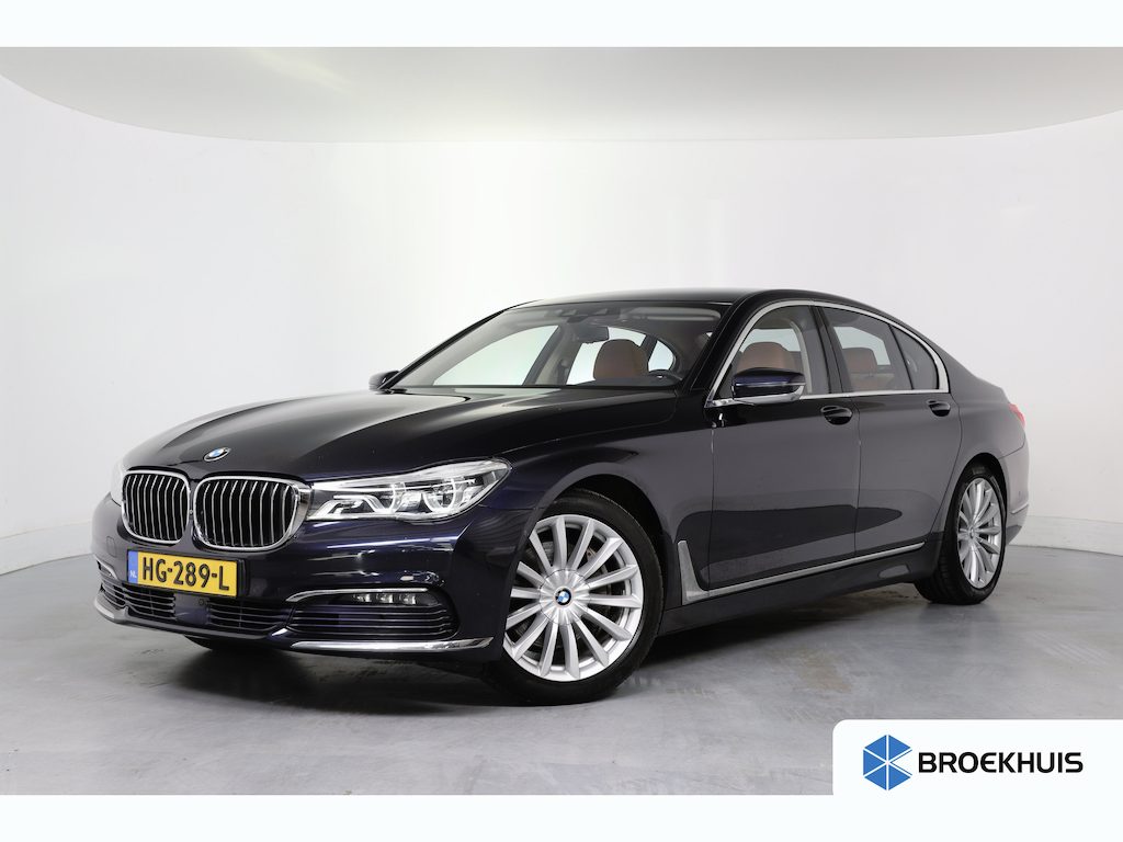 BMW 7-Serie 740i High Executive | 1e Eigenaar! | Dealer Onderhouden! | Harman/Kardon | 360 Camera | Trekhaak | Memory | Sfeerverlichting | LED | keyless | Leder | BLIS | DAB | Elk. Kofferbak | Stoelverwarming