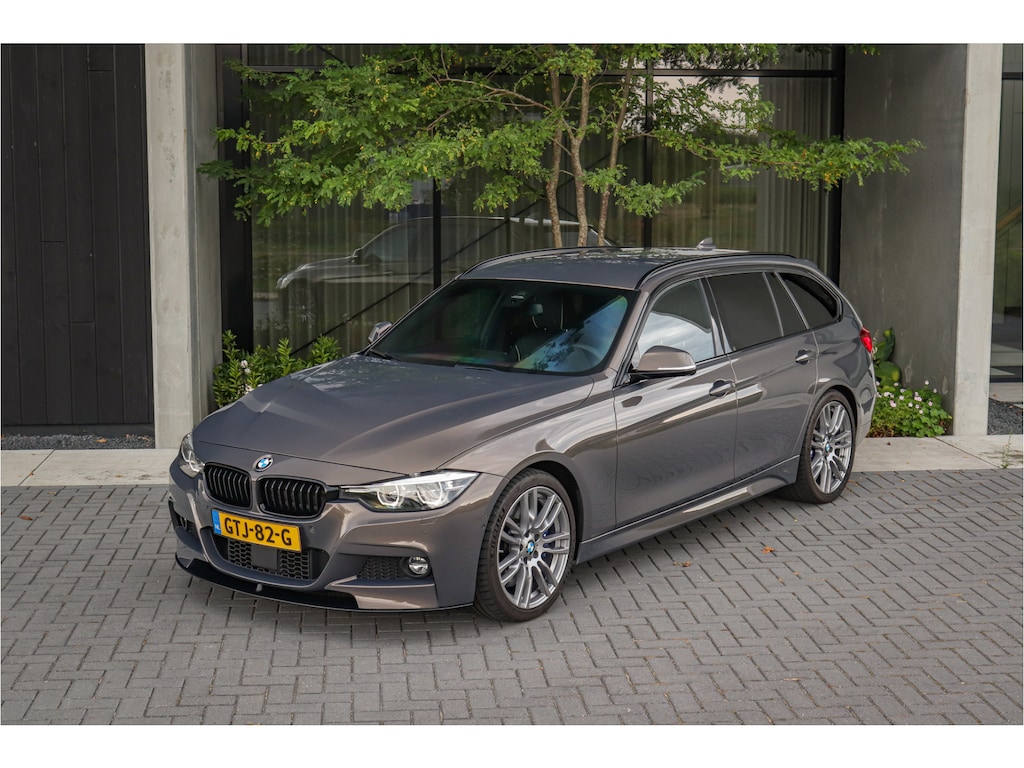 BMW 3-Serie Touring 340i xDrive M Sport High Ex. LCI Individual Champagne Quartz Zeer luxe uitgerust