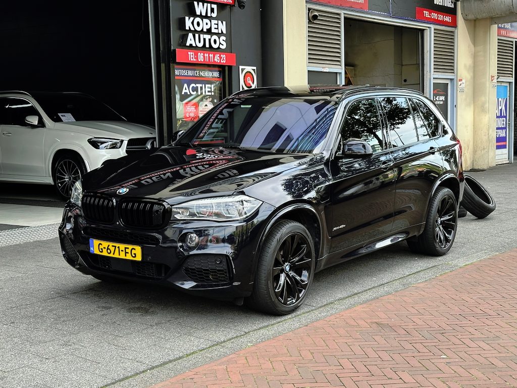 BMW X5 XDrive40e High Executive Aut Leer Navi Camera Pano