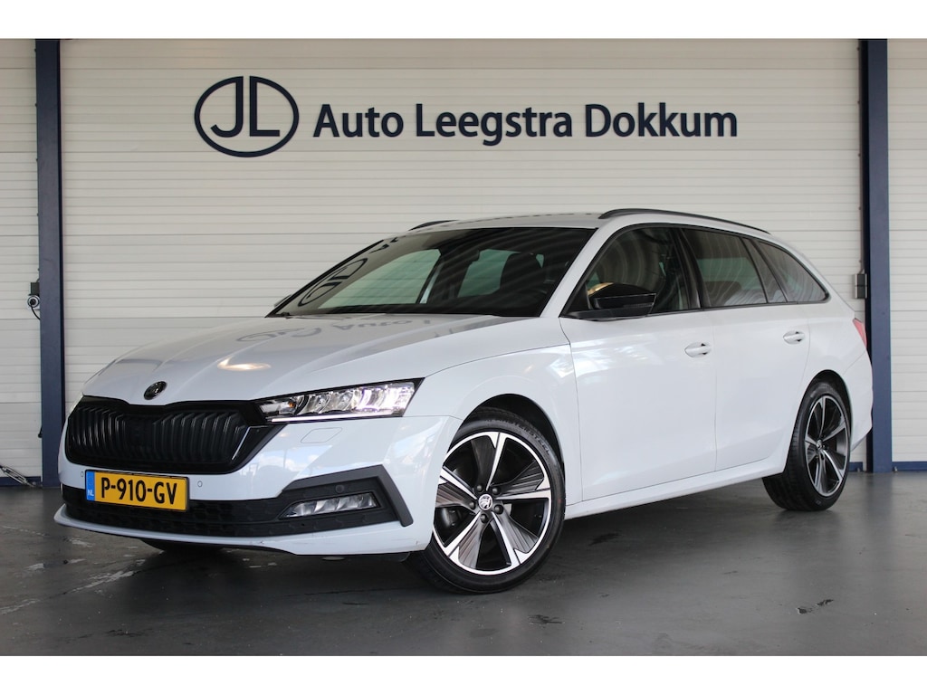 Skoda Octavia Combi 1.5 e-TSI Sport Business Carplay | Stoelverw. | Cruise | LED | Sportstoelen | Sfeerverl. | 18" LMV | PDC V+A
