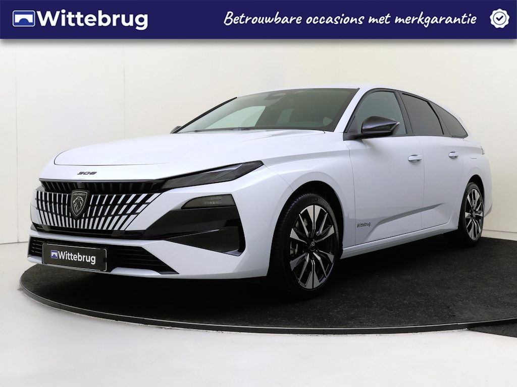 Peugeot 308 SW 1.6 Plug-in Hybrid 195 GT ZEER ZUINIGE RUIME STATION !!