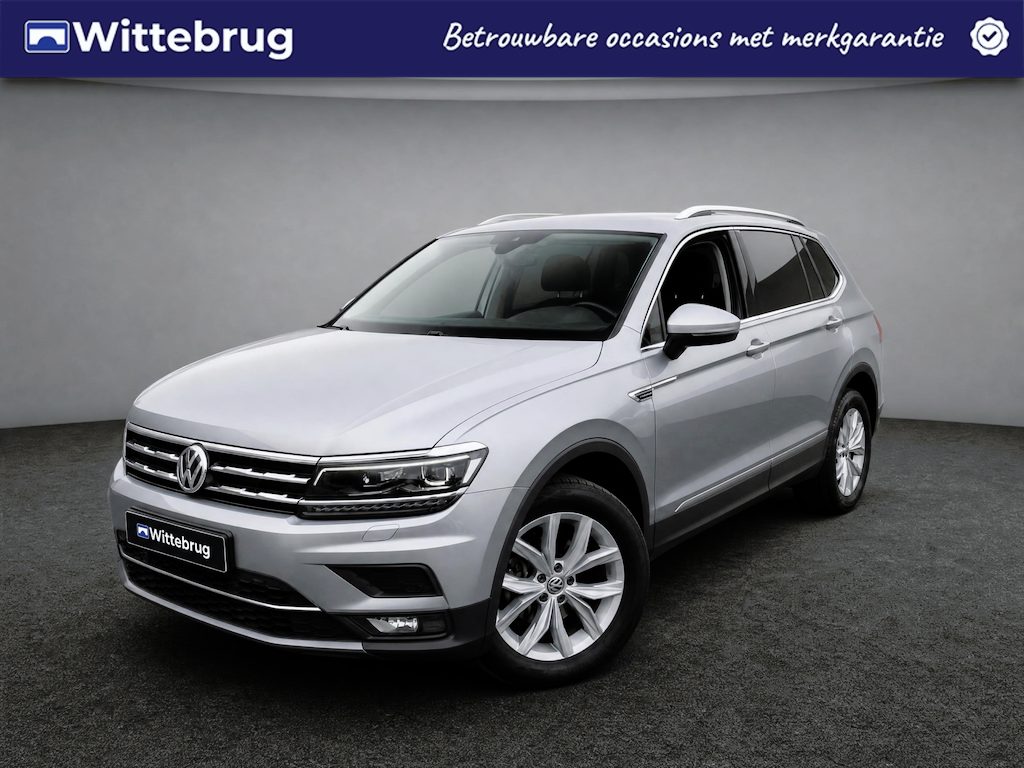 Volkswagen Tiguan Allspace 1.5 TSI 150pk Highline 7 zitplaatsen DSG Automaat / Navigatie via APP / LED / Parkeersensoren / Elektr klep / Keyless / LM 18 inch