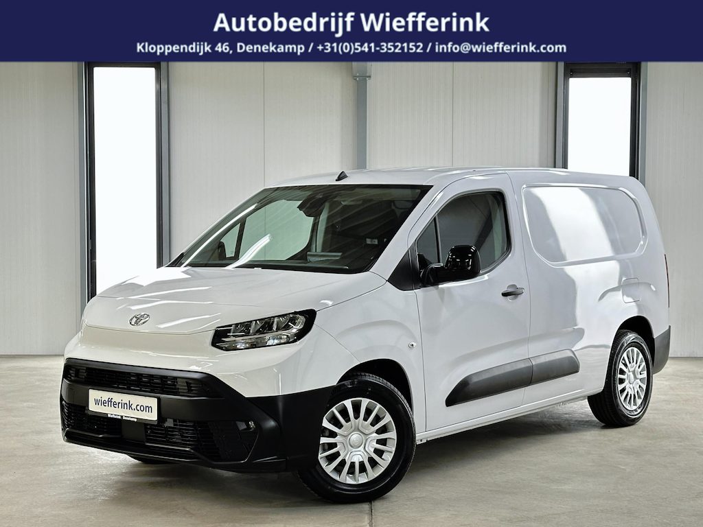 Toyota PROACE CITY Electric Challenger Long (L2) 50 kWh 136pk | 3pers. | Laadvloer | 3-fase(11kw) | Multimediascherm groot |