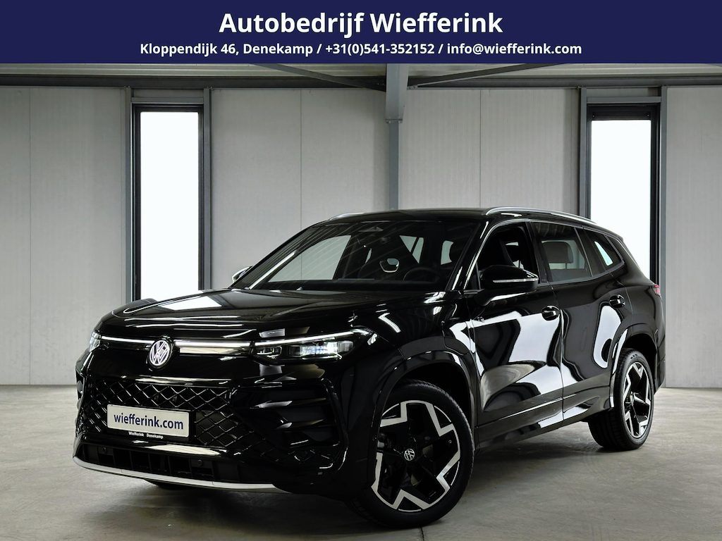 Volkswagen Tayron 1.5 eHybrid R-Line | Trekhaak-pakket | Navigatie-pakket | Stoel- & stuurverwarming