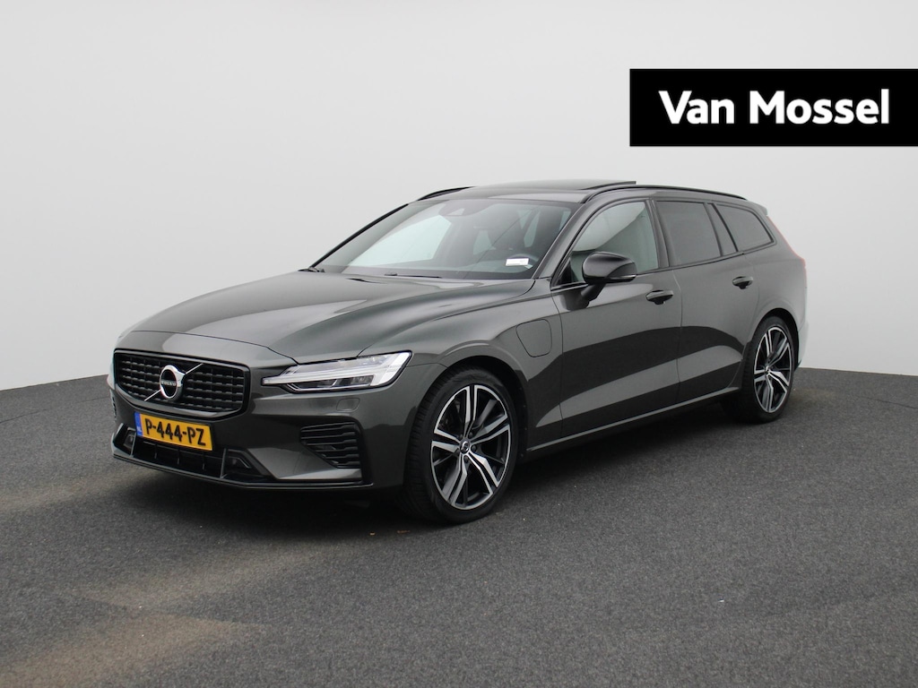 Volvo V60 2.0 T8 Recharge AWD R-Design VERWACHT !! | PANORAMADAK | MEMORY | NAVIGATIE | CAMERA | TREKHAAK | STOELVERWARMING | LEDER | SPORSTOELEN | ELEKTRISCHE STOEL | 12 MAANDEN BOVAG GARANTIE |