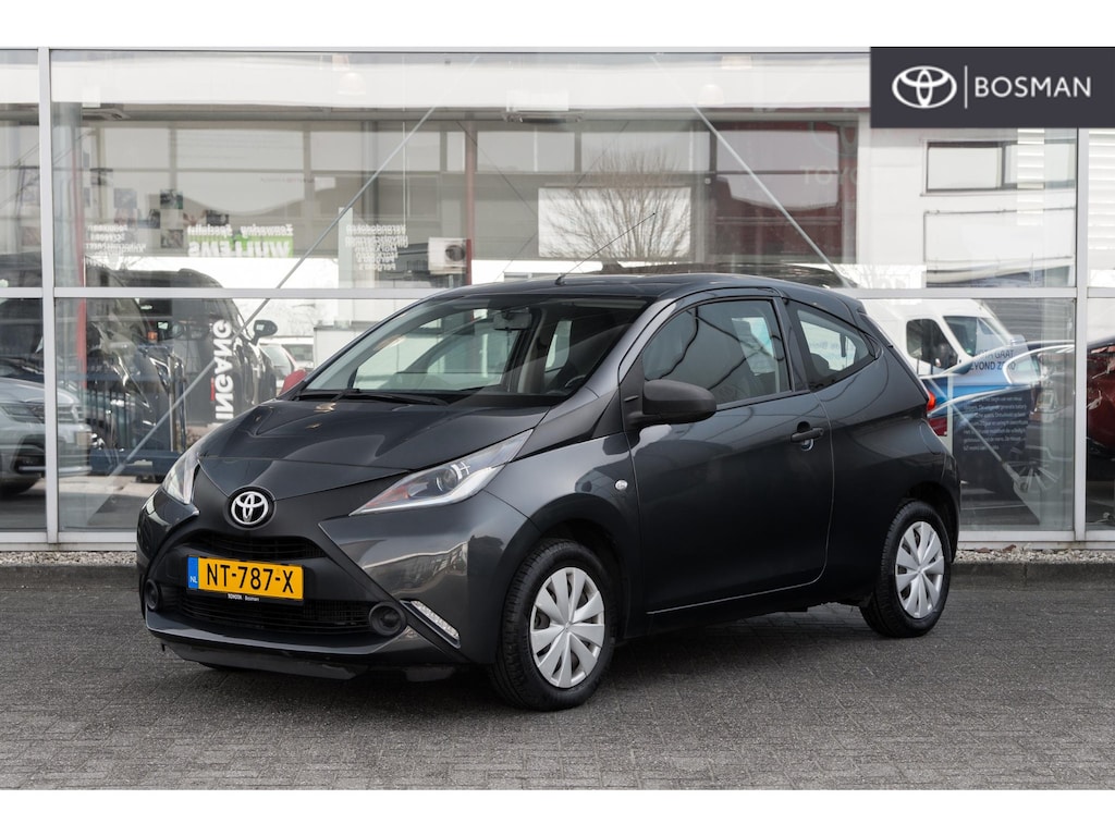 Toyota Aygo 1.0 VVT-i x Lage KM