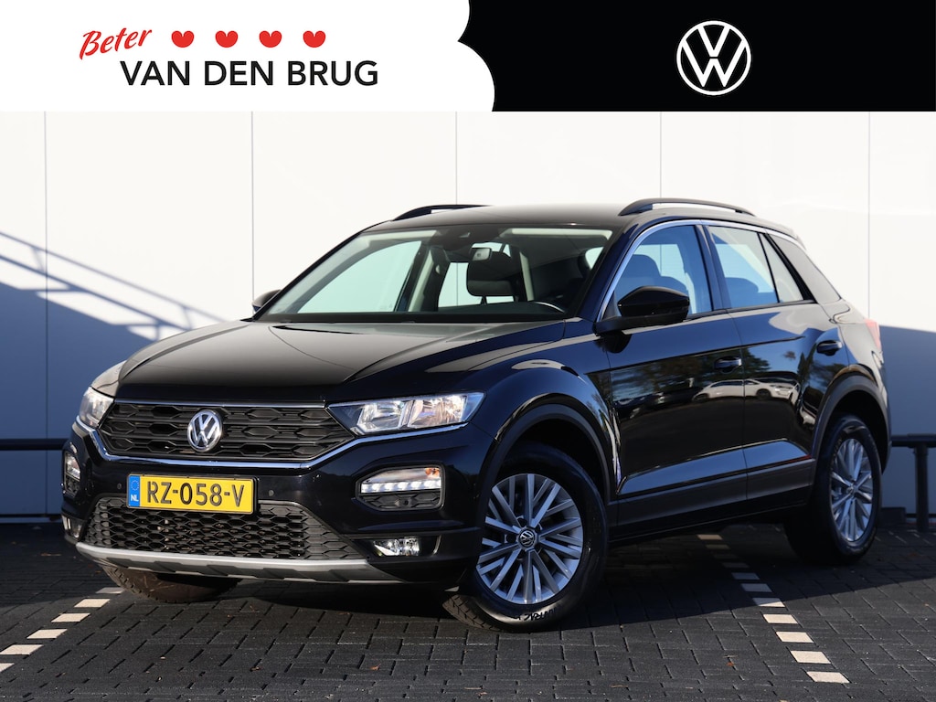 Volkswagen T-Roc 1.0 TSI Style 115 PK | Dealer onderhouden | Camera | Navigatie | Afneembare trekhaak | Adaptieve cruise control | Orgineel Nederlands | Climate control |