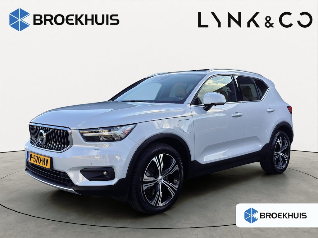 Volvo XC40 T5 Recharge Inscription | Trekhaak | 360 Camera | Panoramadak | Premium audio | Adapt. Cruise | Stoel+stuurverwarming |