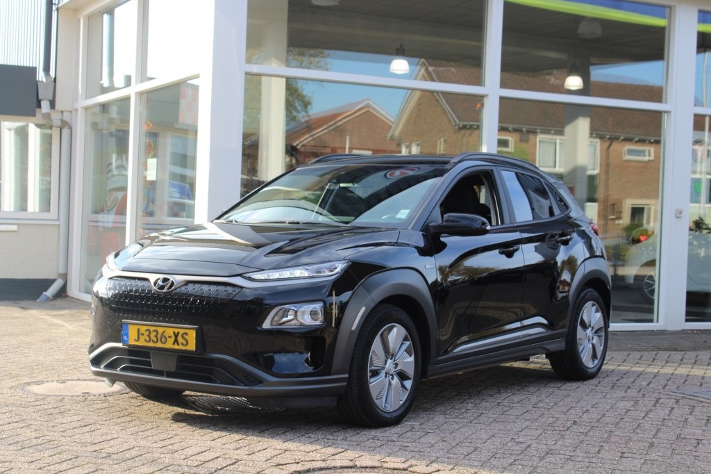 Hyundai Kona EV FASHION DES 64KWH SOH 99,4 %
