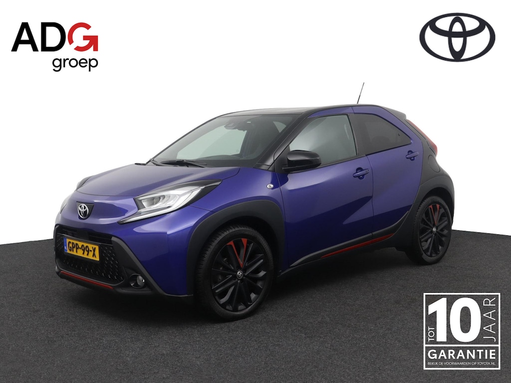Toyota Aygo X 1.0 VVT-i S-CVT Premium | Automaat | Stoelverwarming | Leder - stof bekleding | Parkeersensoren |