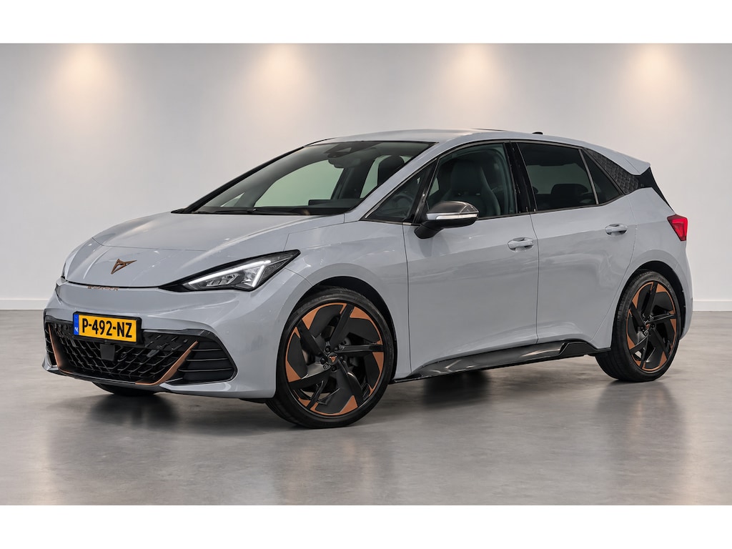 CUPRA Born Copper Edition One 62 kWh WORD VERWACHT! | PANO | CAMERA | MASSAGE | NL-AUTO!