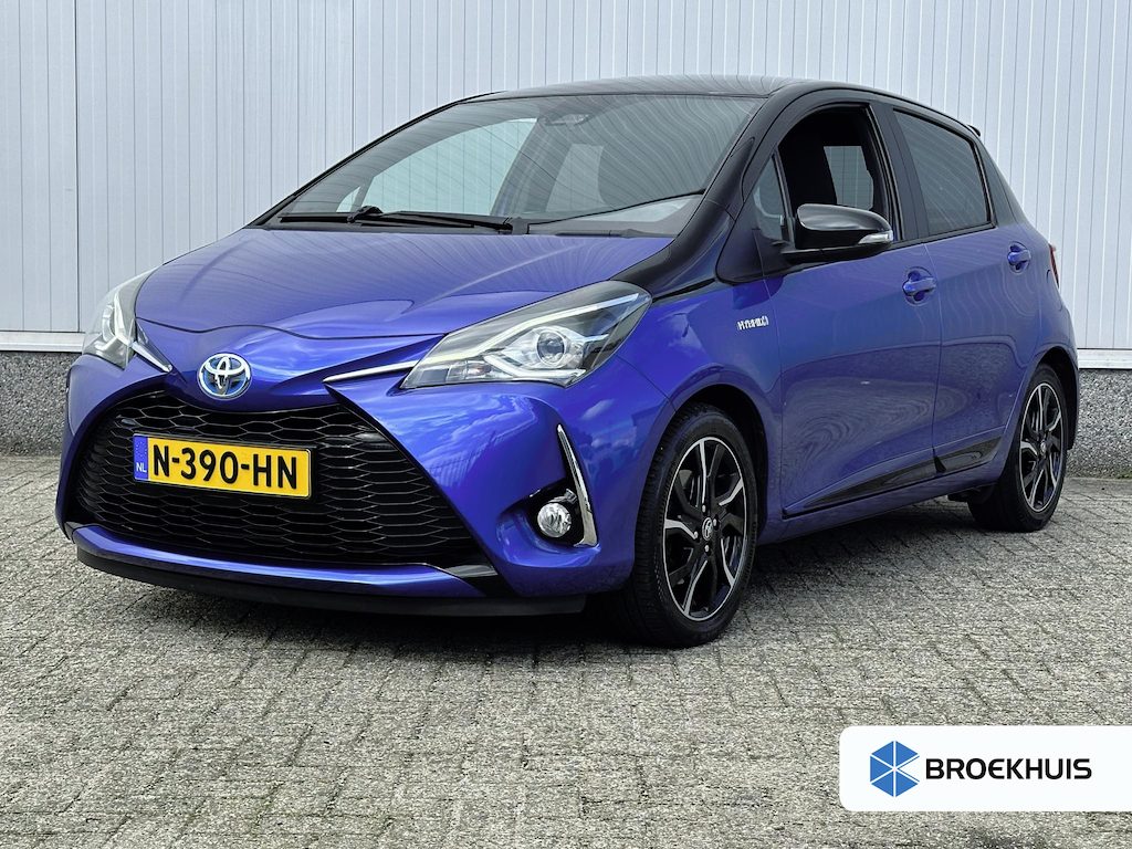Toyota Yaris 1.5 Hybrid Executive / Cruise Control / Fietsendrager Montagebeugel / Achteruitrijcamera / Keyless Entry /